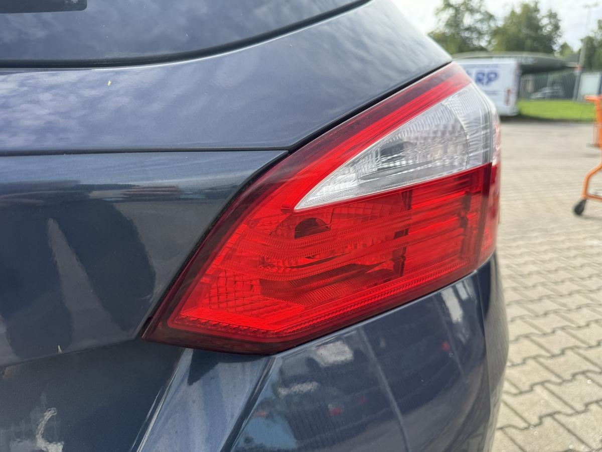 Ford Focus 3 original R&uuml;cklicht R&uuml;ckleuchte Schlussleuchte innen rechts LED Kombi Bj.2011